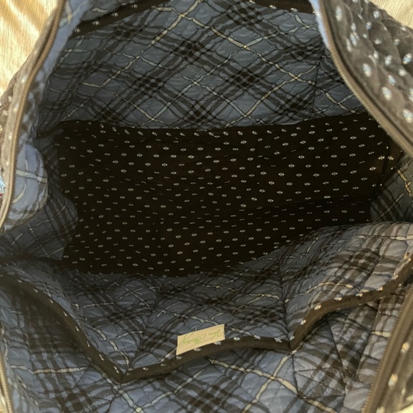 Vera Bradley Large Quilted Weekender Travel Bag Black Floral - Picture 4 of 4